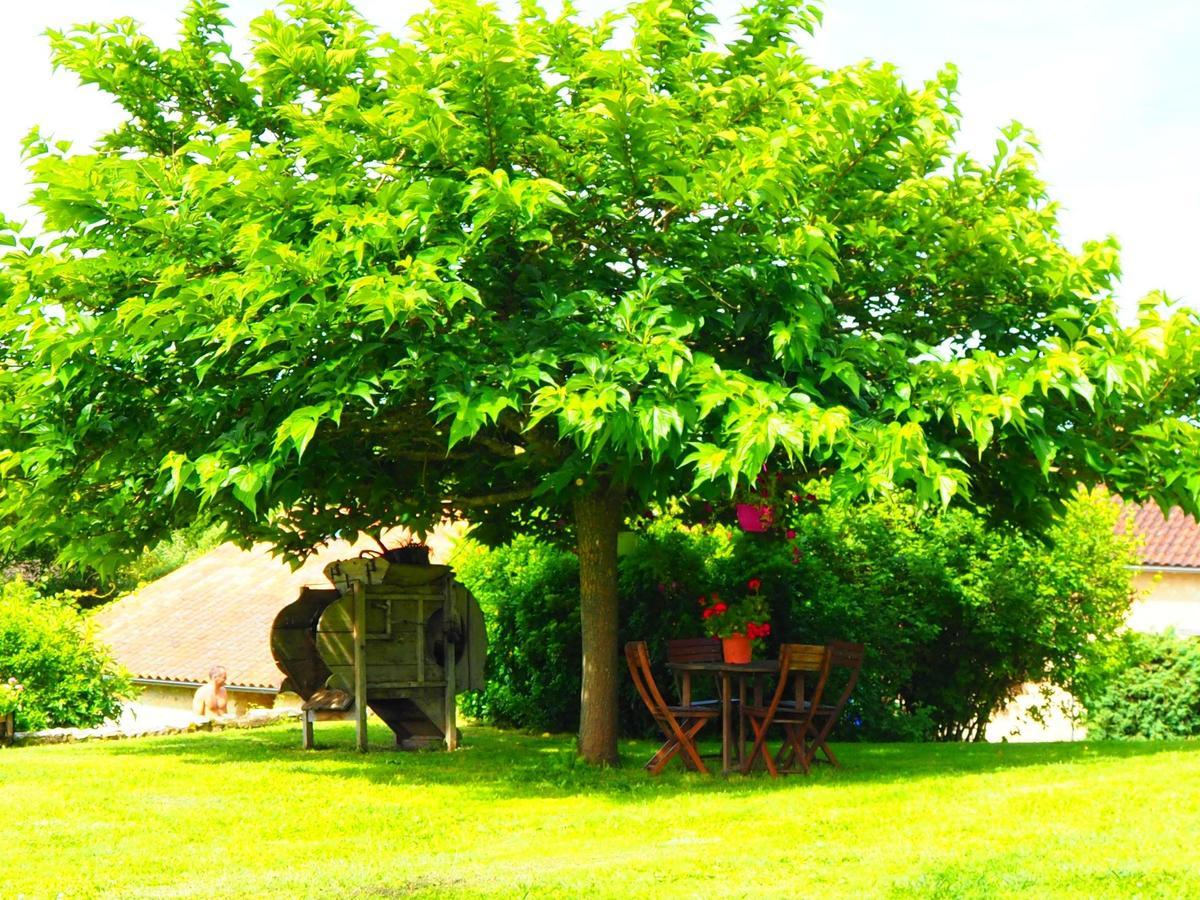 La Belle Verte Grignols  外观 照片